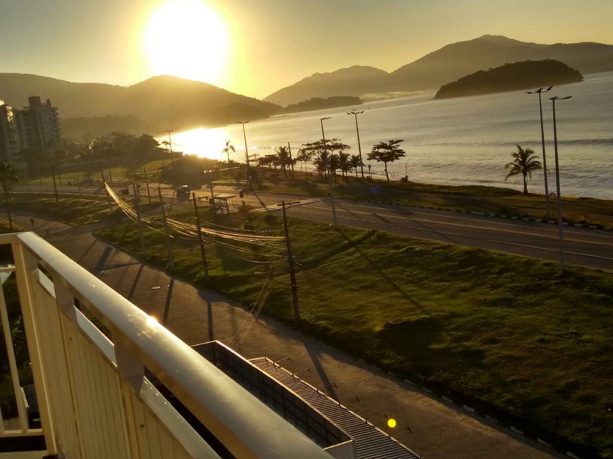 Caraguatatuba De Frente Para O Mar Esterno foto
