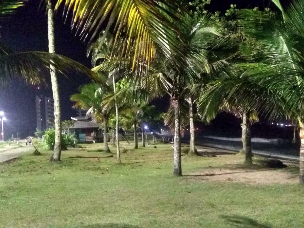 Caraguatatuba De Frente Para O Mar Esterno foto