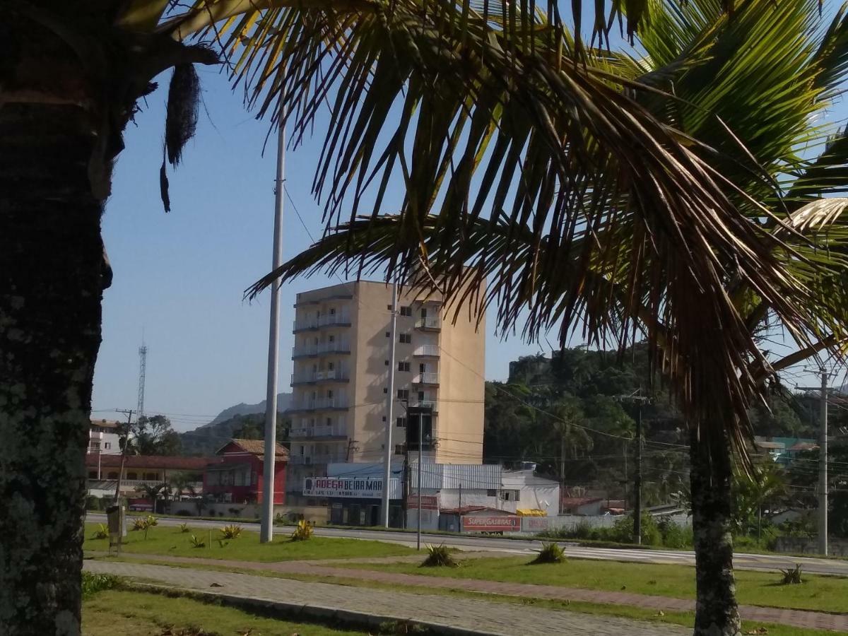 Caraguatatuba De Frente Para O Mar Esterno foto