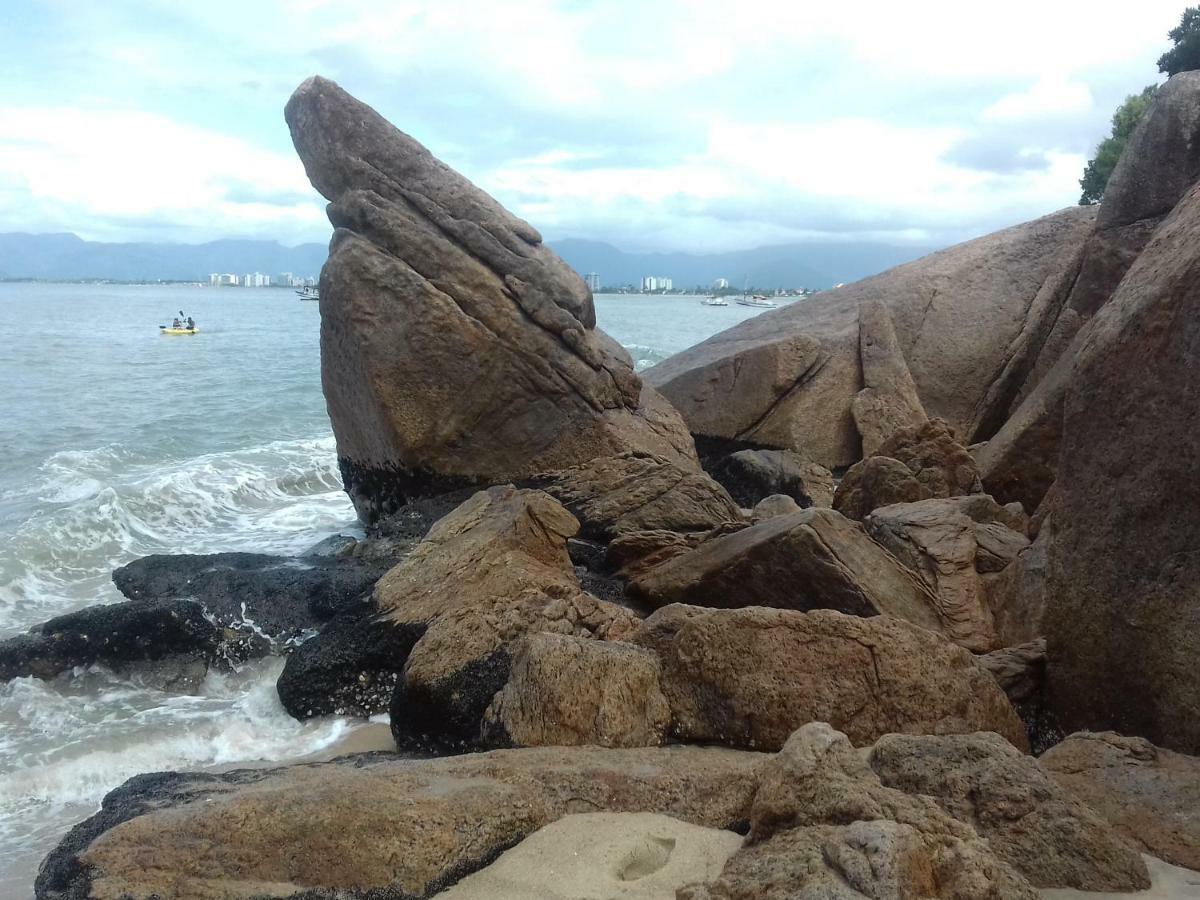 Caraguatatuba De Frente Para O Mar Esterno foto
