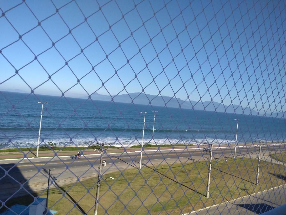 Caraguatatuba De Frente Para O Mar Esterno foto