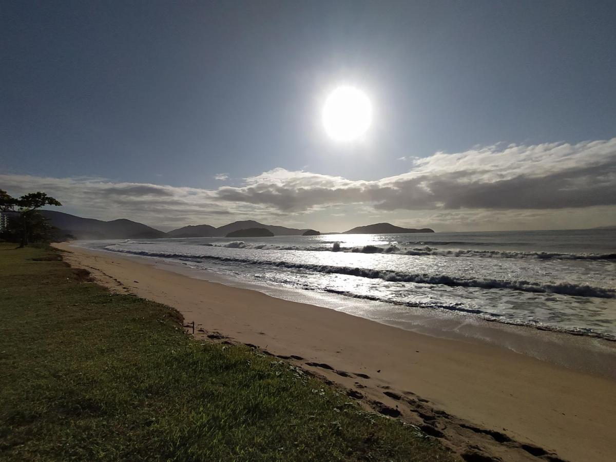 Caraguatatuba De Frente Para O Mar Esterno foto